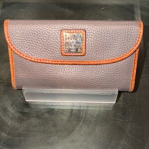 EUC - Dooney & Bourke Pebble Grain Continental Clutch Wallet in Taupe
